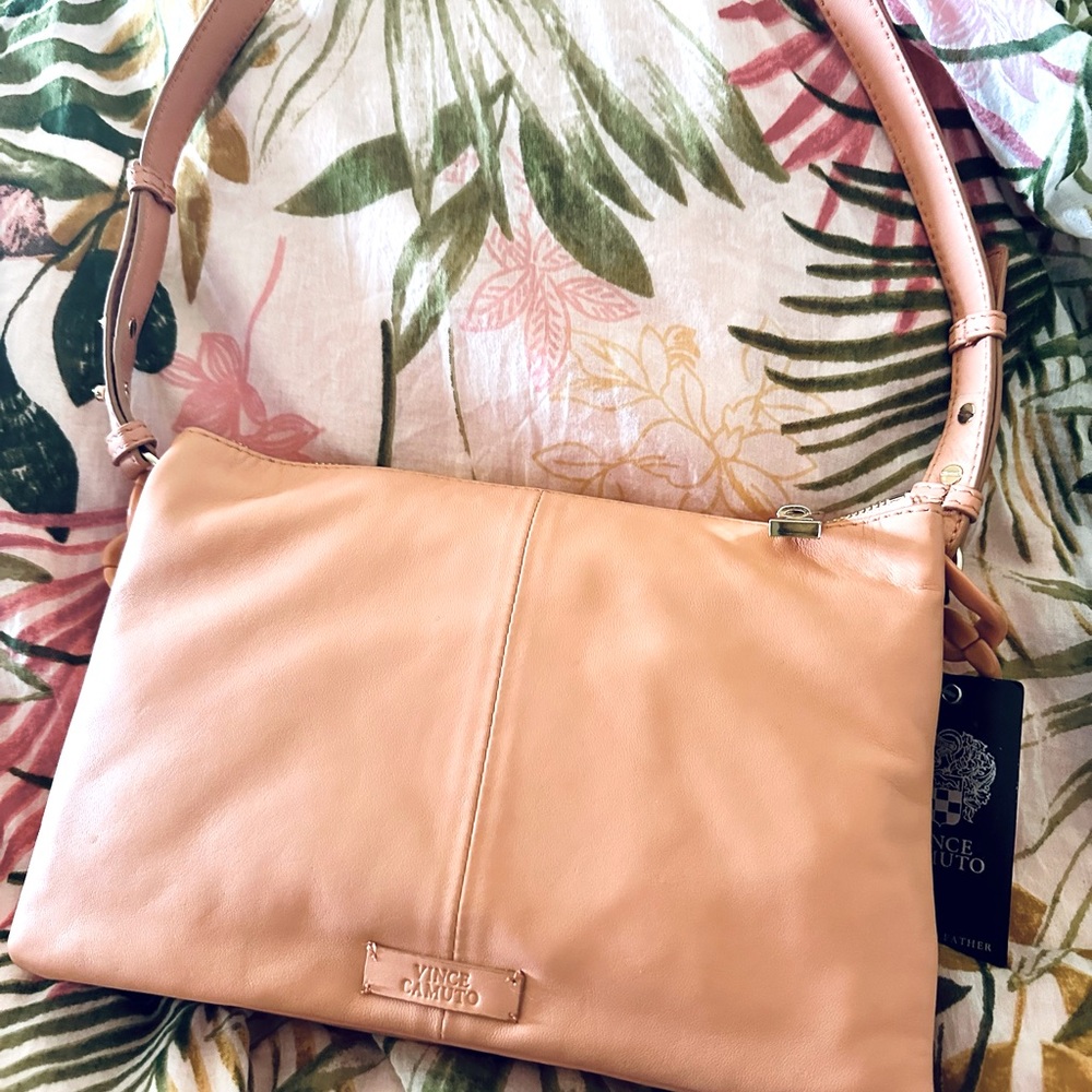 Vince Camuto Melon Adynal Style Shoulder Bag Crossbody! Acrylic Chain New - Picture 4 of 15